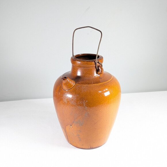 Vintage stoneware vinegar ewer, Brown glazed pottery oil jug - Picture 9 of 11